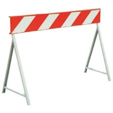 Barriera Stradale CM.150-Fig.392    con cavalletti